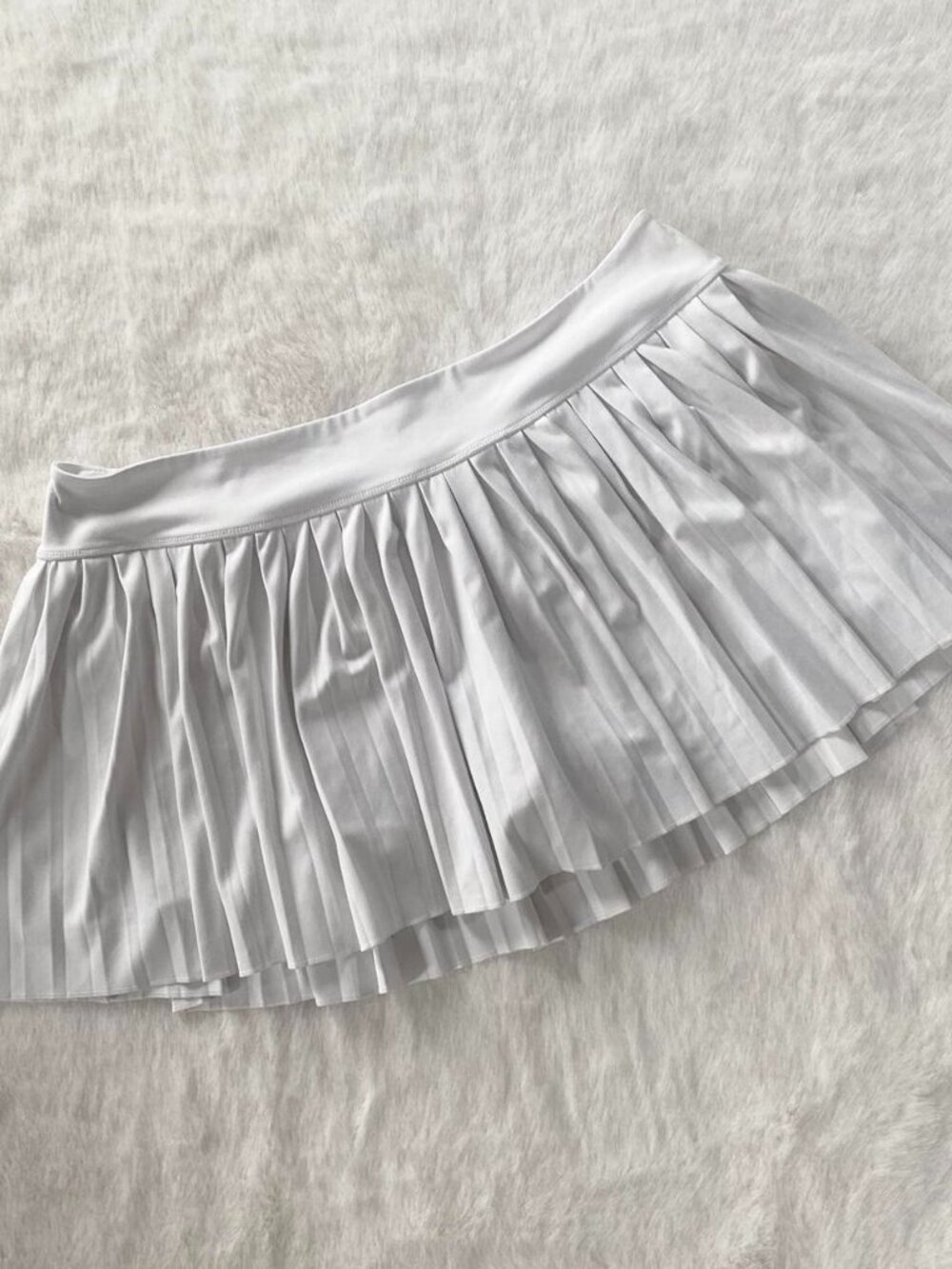 Garage white pleated mini skirt with built in shorts ♡₊⋆